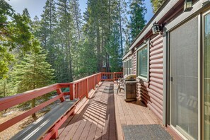 Interior - 14 Mi to Slopes: Long Barn Cabin w/ Fire Pit! (Long Barn)