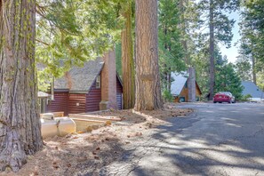 Interior - 14 Mi to Slopes: Long Barn Cabin w/ Fire Pit! (Long Barn)