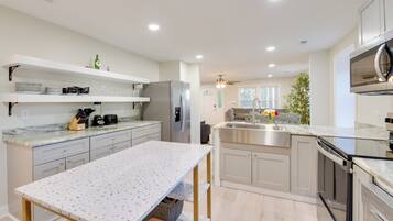 Rumah (2 Bedrooms) | Interior