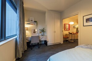 1 dormitorio, escritorio, wifi y ropa de cama
