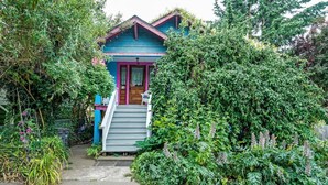 House | 1 bedroom - The Artsy Saloon in Vancouver (Vancouver)