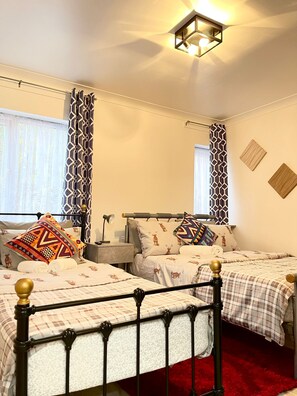 1 室のベッドルーム、アイロン / アイロン台、WiFi、ベッドシーツ