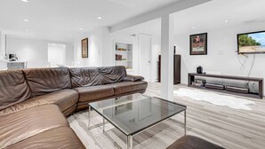 House | 1 bedroom - Bright Basement Suite (Vancouver)