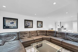 House | 1 bedroom - Bright Basement Suite (Vancouver)