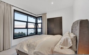 House | 4 bilik tidur 