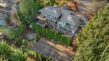 Rumah | 6 kamar tidur