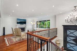 House | 6 bedrooms - Upscale West Van Estate (West Vancouver)