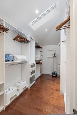 House | 6 bedrooms - Upscale West Van Estate (West Vancouver)