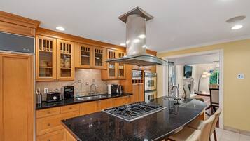 Nhà | 6 phòng ngủ