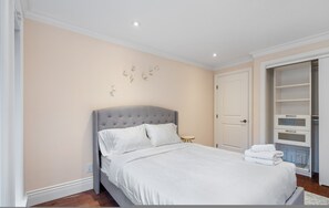 House | 6 bedrooms - Upscale West Van Estate (West Vancouver)