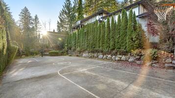 Nhà | 6 phòng ngủ