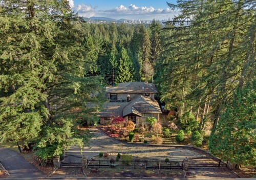 Upscale West Van Estate