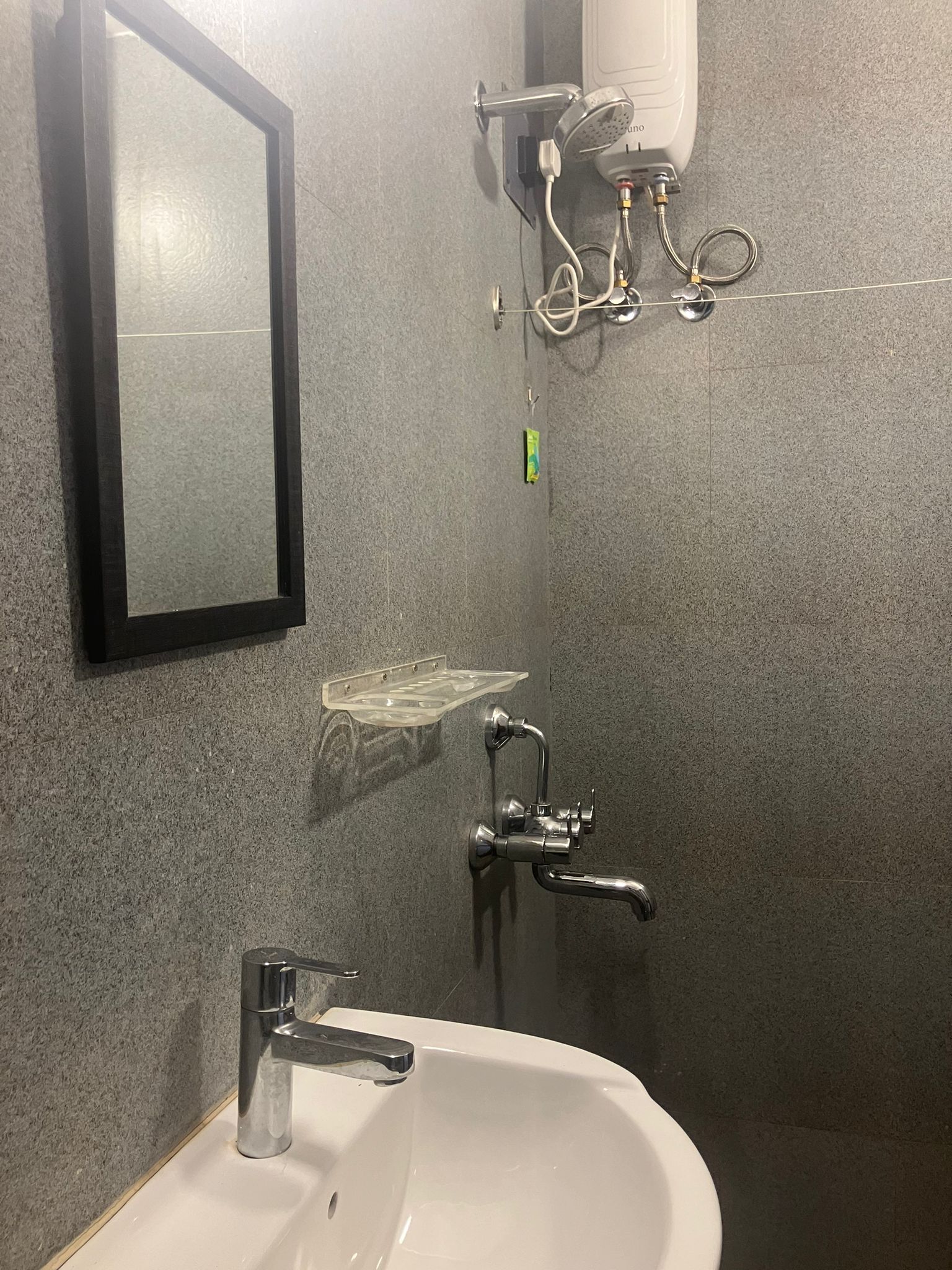 Shower, bidet, towels, soap