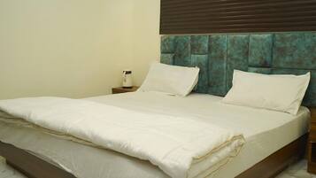 Suite Room | 1 bedroom, free WiFi