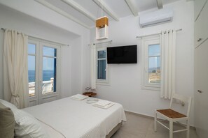 3 bedrooms, iron/ironing board, free WiFi