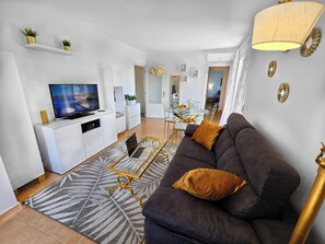 Smart-tv en een stereo