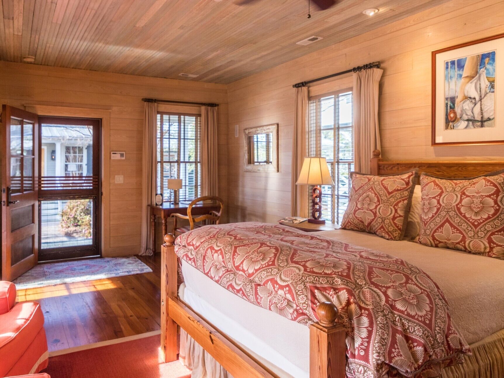 Ferros/tábuas de passar roupa, Wi-Fi de cortesia, roupa de cama