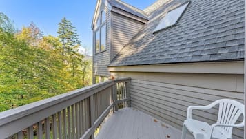 Condo, 3 habitaciones | Áreas de la propiedad