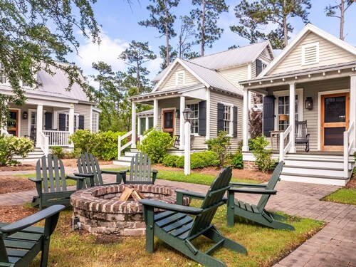 Hatteras Cottage Pet Friendly w/King - River Dunes