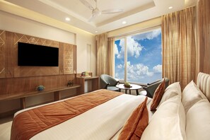 고급 침구, 오리/거위털 이불, 미니바, 각각 다른 스타일의 인테리어