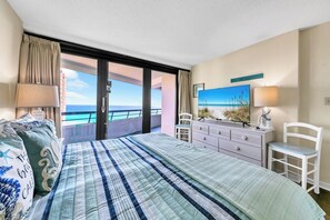 2 bedrooms, in-room safe, iron/ironing board, free WiFi