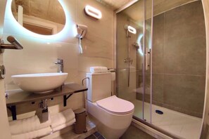 Douche, articles de toilette écologiques, sÚche-cheveux
