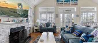 3-bedroom condo in delightful Ocean City with WiFi, AC