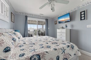 3 bedrooms, iron/ironing board, WiFi