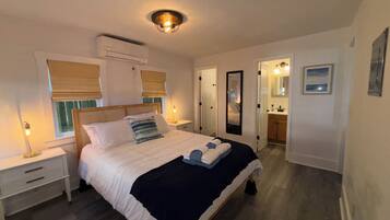 1 bedroom, in-room safe, iron/ironing board, free WiFi