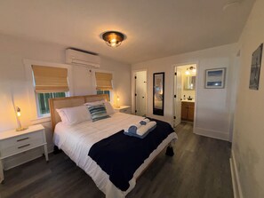 1 bedroom, in-room safe, iron/ironing board, free WiFi