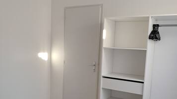 3 chambres, fer et planche Ă repasser, Wi-Fi gratuit