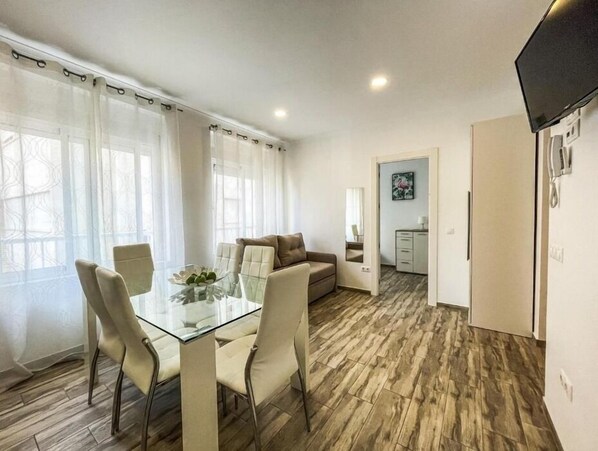 Interior - Benidorm Chorrol Apartments /1 bedroom apartment I (Benidorm)