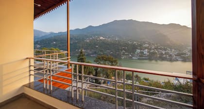 Shanti Kunjj : Lake View Cottage