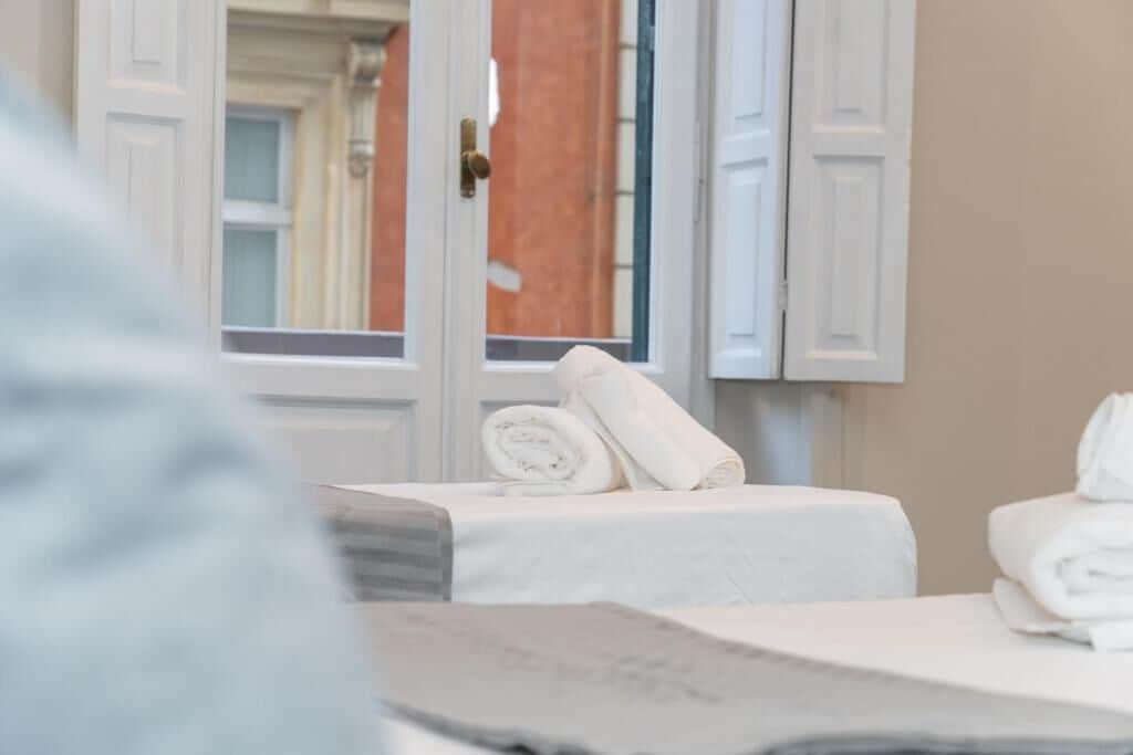 Tripla Classic | Una scrivania, postazione laptop, Wi-Fi gratuito