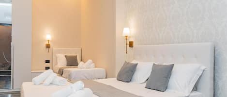 مكتب ومساحة عمل للكمبيوتر المحمول وواي فاي مجانًا