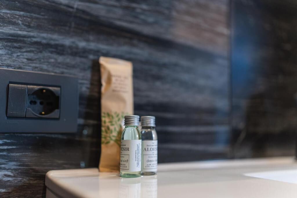 Classic Triple Room | Bathroom