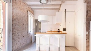 Apartment, 1 Bedroom | Interior - Renovated Flat In Barceloneta (Barcelona)