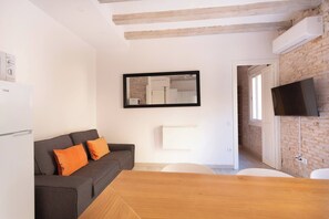 Apartment, 1 Bedroom | Living area - Renovated Flat In Barceloneta (Barcelona)
