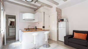 Apartment, 1 Bedroom | Interior - Renovated Flat In Barceloneta (Barcelona)