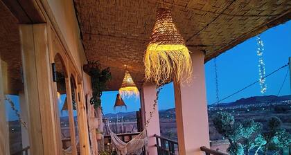 Villa Calm, Panoramic View of the Lake and Mountains, Ouarzazate Center