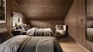 4 bedrooms, WiFi, bed sheets