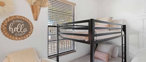 2 Schlafzimmer, Bügeleisen/Bügelbrett, Reisekinderbett, WLAN
