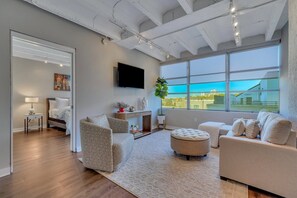 2 habitaciones, tabla de planchar con plancha y wifi gratis