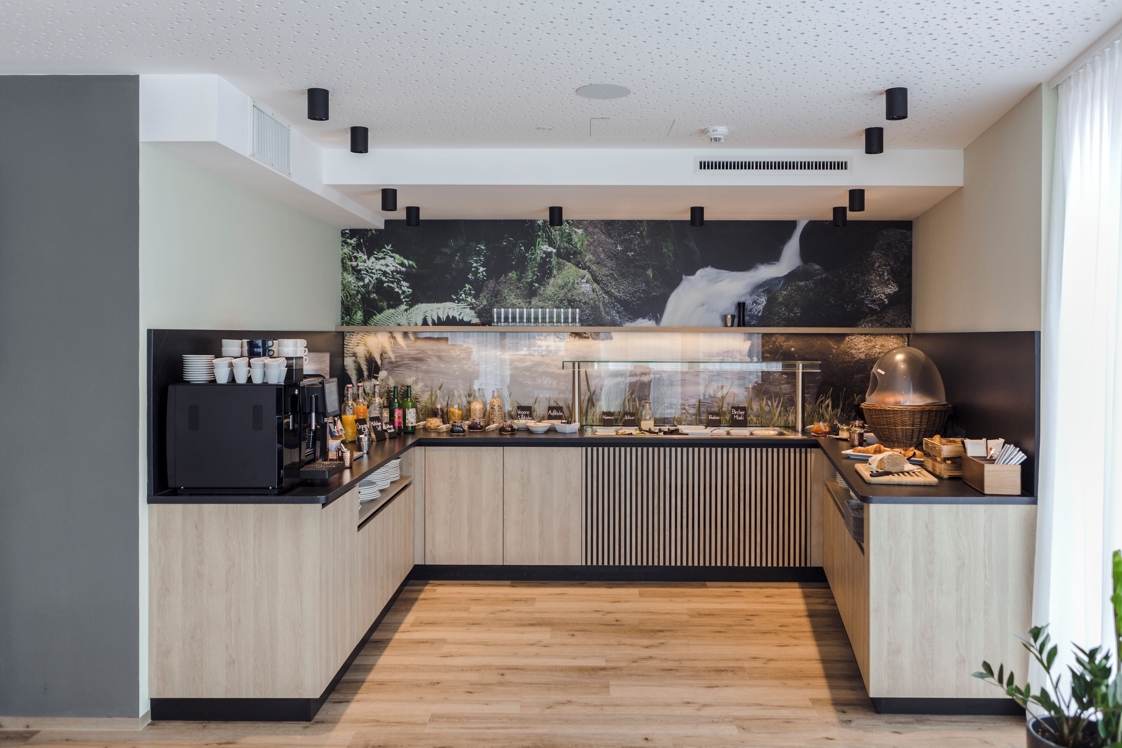 매일 뷔페 무료 아침 식사 포함