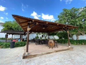 Outdoor dining - COUNTRY HOUSE (Villanueva del Trabuco)