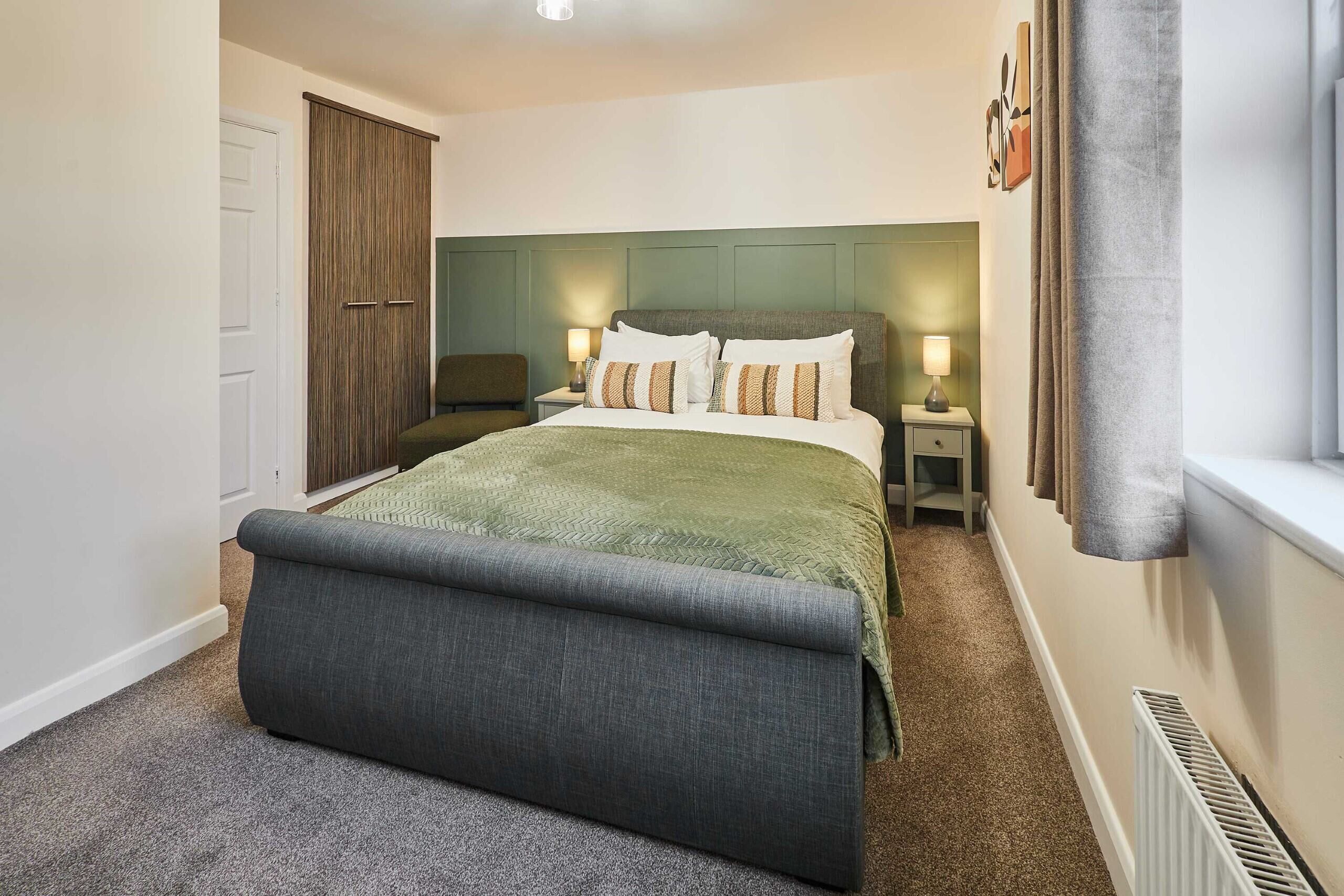 3 bedrooms, iron/ironing board, travel cot, WiFi