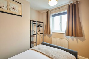 3 soverom, strykejern/-brett, reiseseng for barn og wi-fi