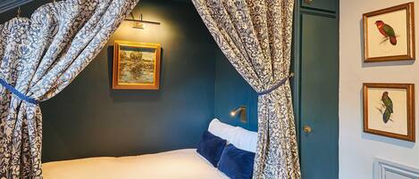 2 sovrum, skrivbord, strykjärn/strykbräda och wi-fi