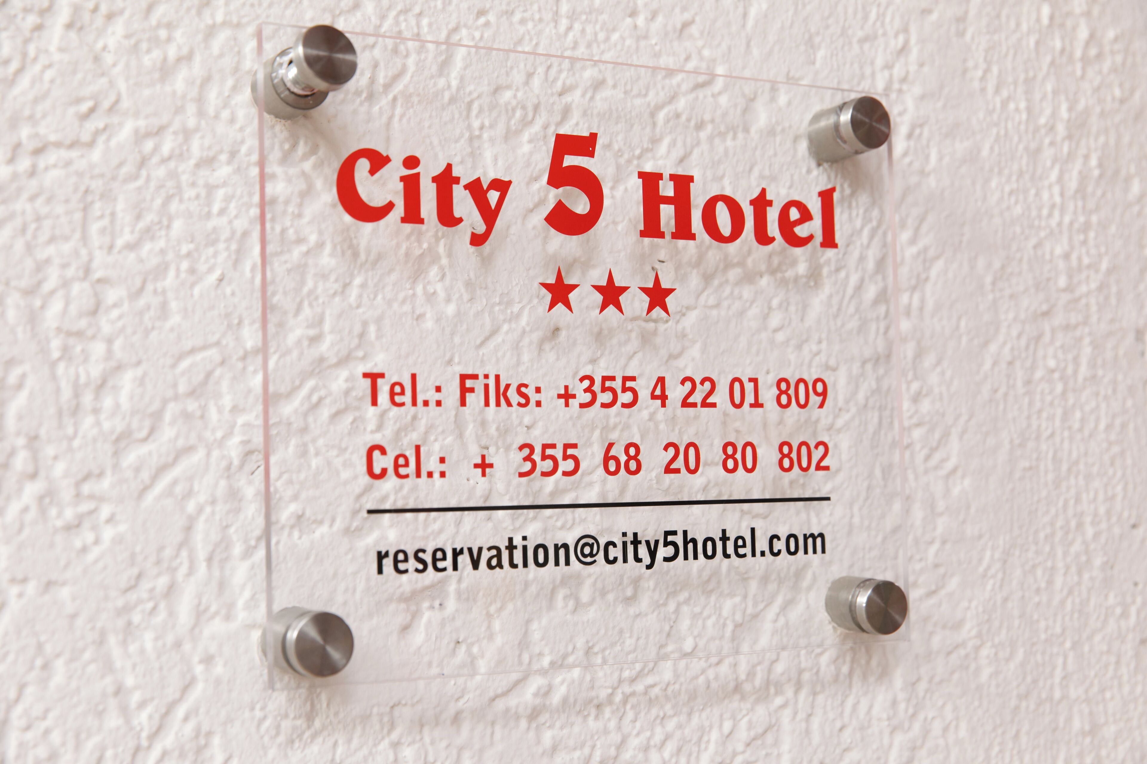 Foto - City 5 Hotel
