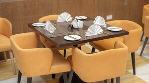 Restaurant - White Angels Hotel and Suites  (Abuja)